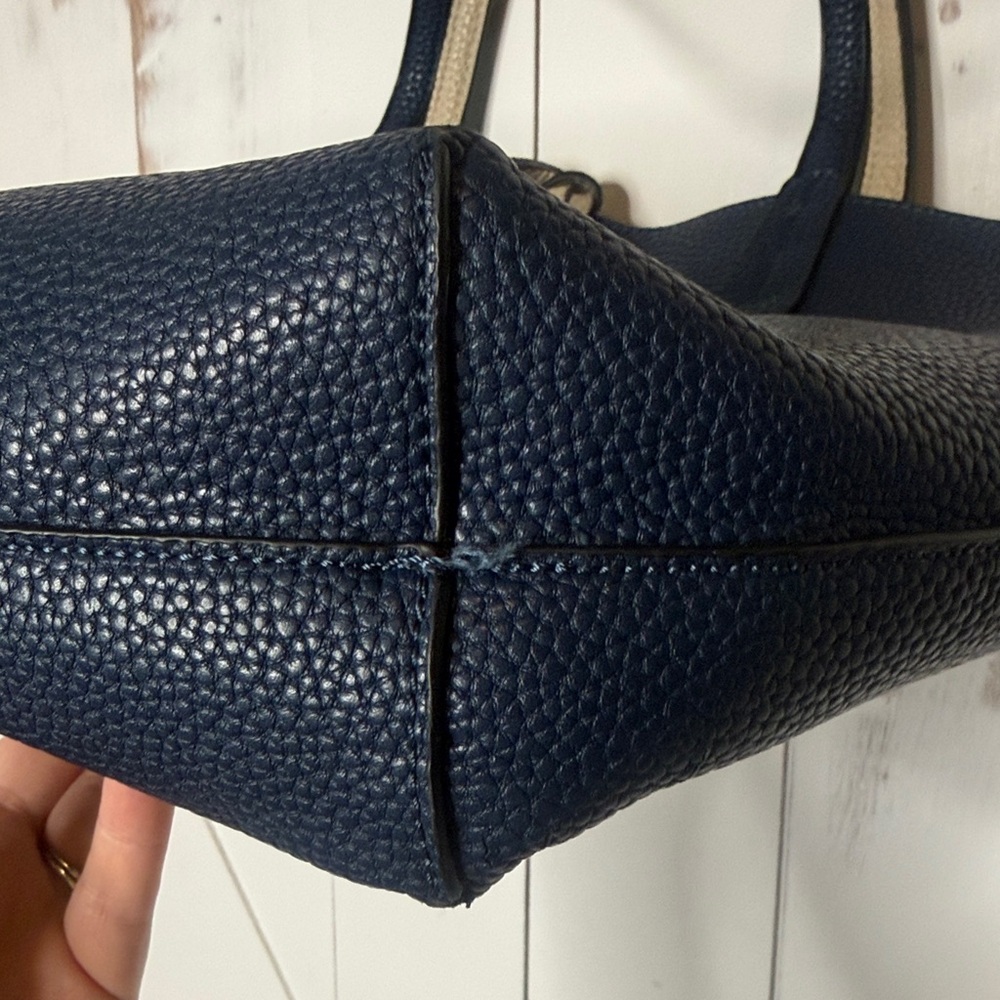 Charming Charlie Reversible Vegan Tote Bag Beige and Blue - Picture 9 of 10